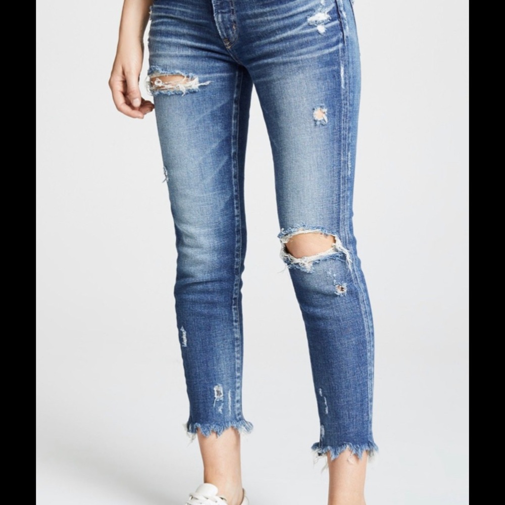 Moussy Distressed Blue Cropped Jeans
